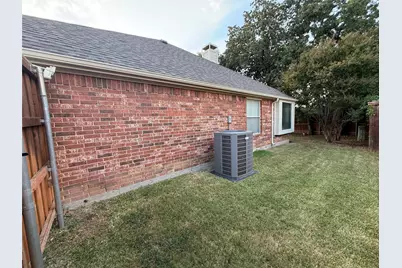 9005 Trails Edge Drive, North Richland Hills, TX 76182 - Photo 22