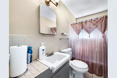 200 E Russell Avenue, Bonham, TX 75418 - Photo 22