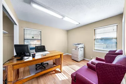 200 E Russell Avenue, Bonham, TX 75418 - Photo 12