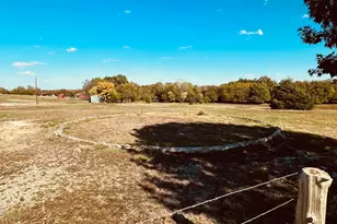 497 County Rd 4642, Trenton, TX 75490 - Photo 16