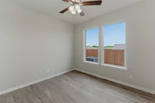 2304 Shamrock Lane, Weatherford, TX 76087 - Photo 10