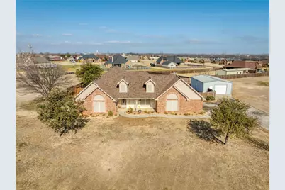 257 Reatta Drive, Decatur, TX 76234 - Photo 1