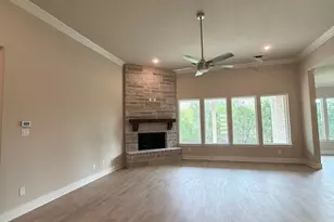 907 Perrin Ln, Van Alstyne, TX 75495 - Photo 8