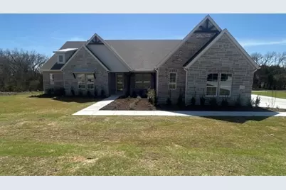 907 Perrin Lane, Van Alstyne, TX 75495 - Photo 1