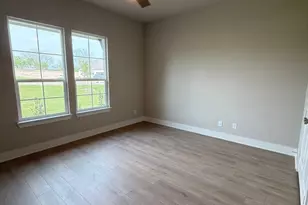 907 Perrin Ln, Van Alstyne, TX 75495 - Photo 6