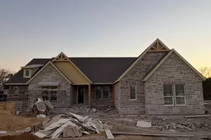 907 Perrin Ln, Van Alstyne, TX 75495 - Photo 1