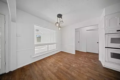 203 Oak Forest Trail, Euless, TX 76039 - Photo 12