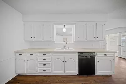 203 Oak Forest Trail, Euless, TX 76039 - Photo 14