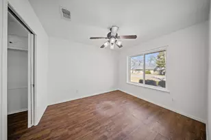 203 Oak Forest Trail, Euless, TX 76039 - Photo 20