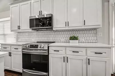 5609 Phoenix Drive, The Colony, TX 75056 - Photo 16