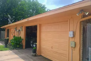 1001 Hunters Creek, DeSoto, TX 75115 - Photo 4