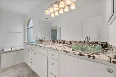 100 Ponciana Drive, Euless, TX 76039 - Photo 22