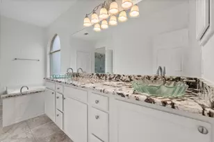 100 Ponciana Dr, Euless, TX 76039 - Photo 22