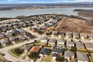 1401 Whitewater Dr, Little Elm, TX 75068 - Photo 32