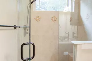 8100 Rosemont Dr, Plano, TX 75025 - Photo 34