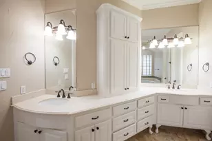 8100 Rosemont Dr, Plano, TX 75025 - Photo 40