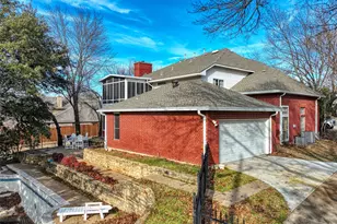 6521 Lynch Ln, Garland, TX 75044 - Photo 4