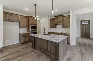 545 Waterford Park Boulevard, Weatherford, TX 76087 - Photo 6