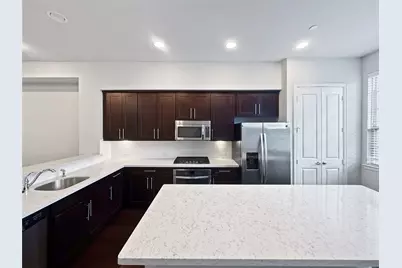 573 W Royal Lane, Irving, TX 75039 - Photo 12