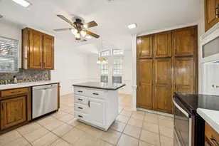 824 Mayfair Hill Ct, Bedford, TX 76021 - Photo 10