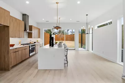 628 Wayne Street, Dallas, TX 75223 - Photo 10