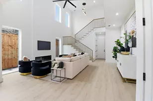 628 Wayne St, Dallas, TX 75223 - Photo 6