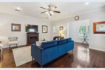 3705 Byers Avenue, Fort Worth, TX 76107 - Photo 6