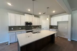 533 Waterford Park Boulevard, Weatherford, TX 76087 - Photo 4