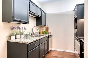 9600 Royal Ln, Dallas, TX 75243 - Photo 10