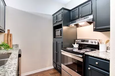 9600 Royal Lane #302, Dallas, TX 75243 - Photo 4