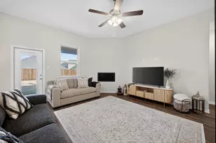 10601 Autumn Leaves Ln, Aubrey, TX 76227 - Photo 16