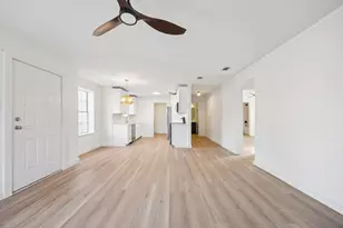 302 W Pelton St, Sherman, TX 75092 - Photo 6