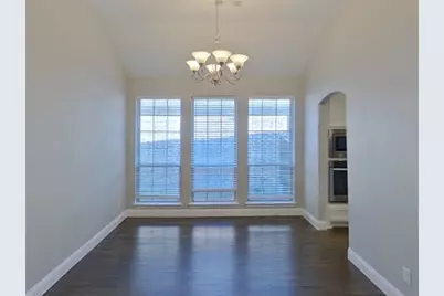 401 Winehart Street, Lewisville, TX 75056 - Photo 4