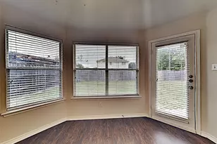 4408 Fox Meadows Ln, Mansfield, TX 76063 - Photo 6