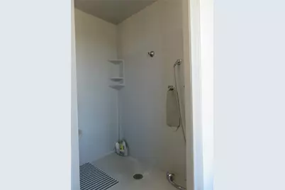 607 S First Street S, Rosebud, TX 76570 - Photo 26