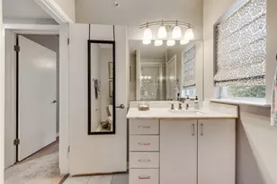 3922 Gilbert Ave, Dallas, TX 75219 - Photo 16