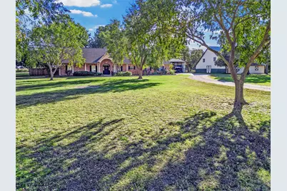 9690 Vail Eton Drive, Pilot Point, TX 76258 - Photo 8
