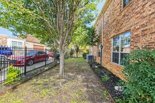 1213 Vistawood Dr, Mansfield, TX 76063 - Photo 22