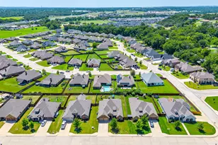 195 Melbourne Dr, Willow Park, TX 76087 - Photo 1