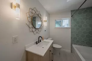 3031 Woodwind Ln, Dallas, TX 75229 - Photo 18