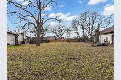 1111 N Douglas Avenue #Lot 2, Cleburne, TX 76033 - Photo 2