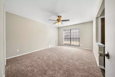 4221 Iola Avenue, The Colony, TX 75056 - Photo 6