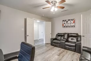 1024 Heberle Dr, Burleson, TX 76028 - Photo 24