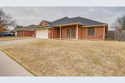 1024 Heberle Drive, Burleson, TX 76028 - Photo 2