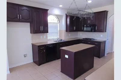 1823 Wildwood Lane, Glenn Heights, TX 75154 - Photo 16