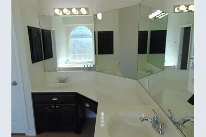 1823 Wildwood Lane, Glenn Heights, TX 75154 - Photo 34