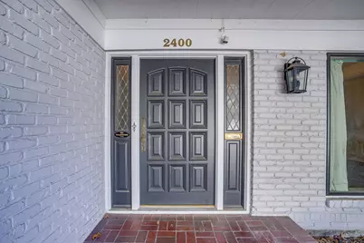 2400 Winton Terrace W, Fort Worth, TX 76109 - Photo 2