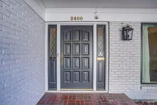 2400 Winton Terrace W, Fort Worth, TX 76109 - Photo 2