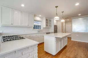 2400 Winton Terrace W, Fort Worth, TX 76109 - Photo 12