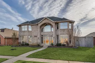 3708 Muirfield Dr, Carrollton, TX 75007 - Photo 2